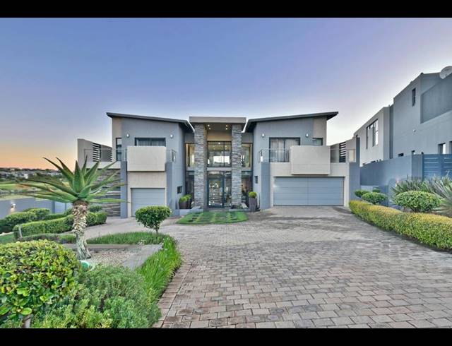 4 BEDROOM HOUSE FOR SALE IN EYE OF AFRICA